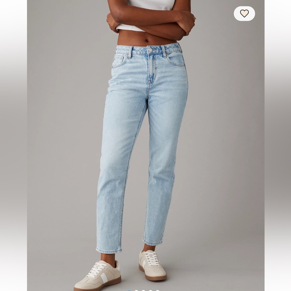 AE Strigid Mom Jean Sz 6